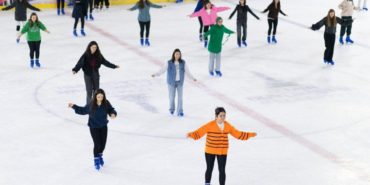 Bornova Buz Sporları Salonu yeni dönemi başladı