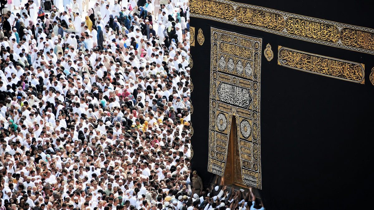 İzmir Çıkışlı Umre Turları Yoğun İlgi Görüyor