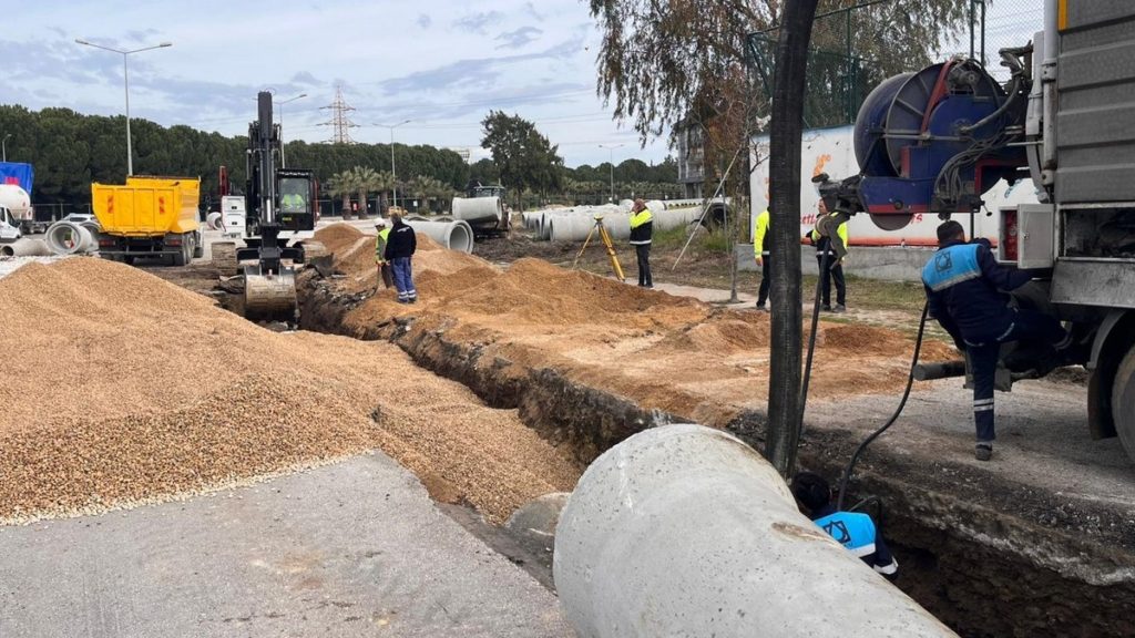 Aliağa’da Yağmur Suyu Hattı Çalışması: Aliağa’da Su Baskınları Yaşanmayacak