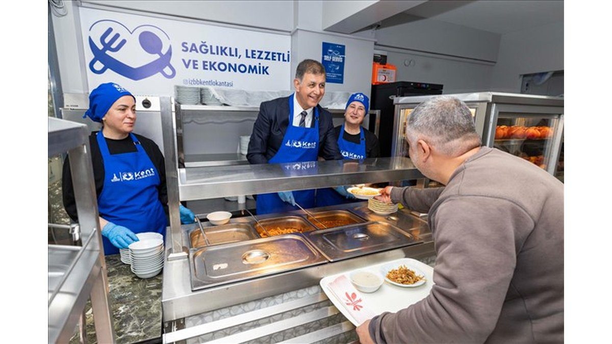 Altıncı Kent Lokantası Açıldı, Fiyat Yarıya İndi. Dar Gelirliye Nefes Olan Uygulama Yamanlar’dan Büyüyor.