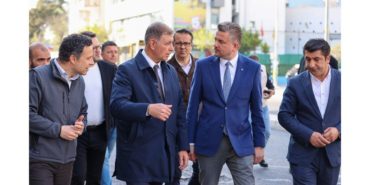 Buca’da Asfalt Seferberliği: Başkan Tugay ve Başkan Duman Sahada!