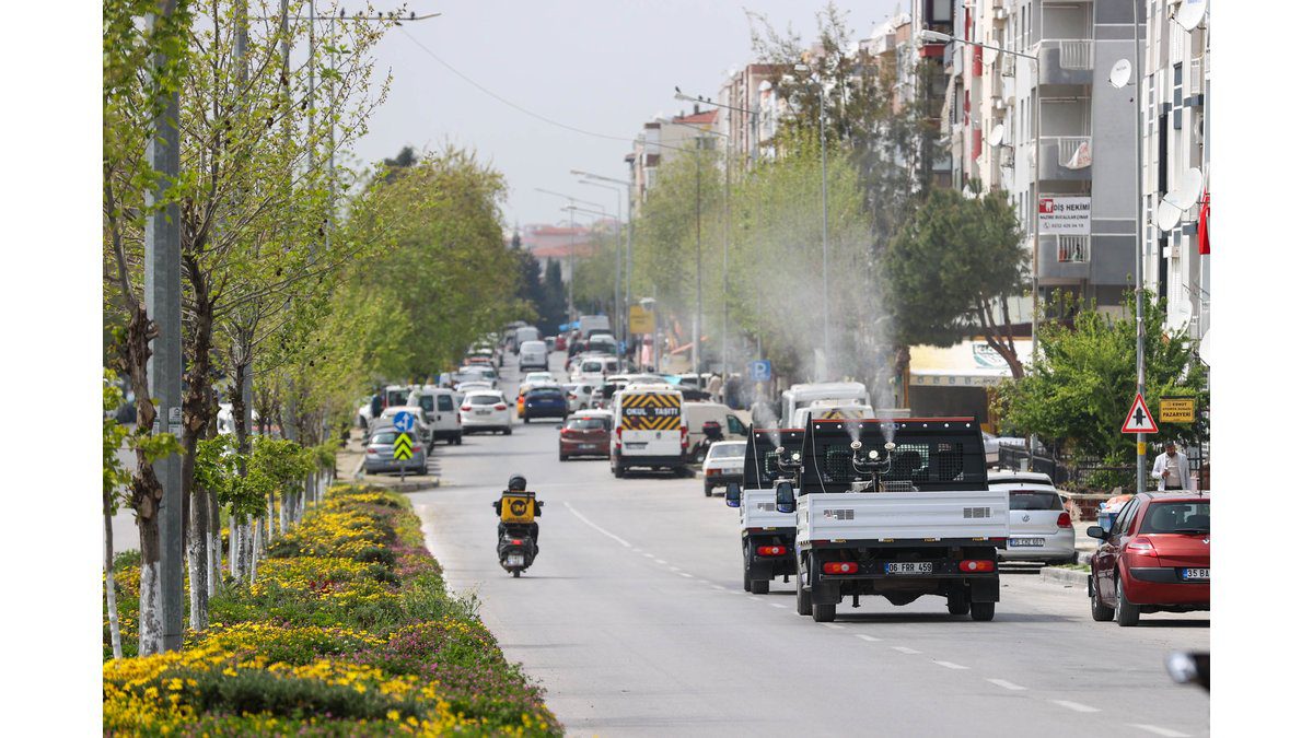 Buca’da Vektörle Mücadele İçin Ekipler Sahada