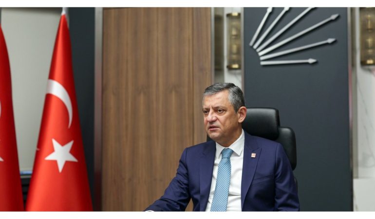 CHP Genel Başkanı Özgür Özel: "Türkiye'nin En Acil Gündemlerinden Biri Artık Okul Güvenliği Olmalıdır"