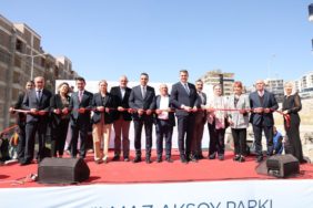 Çiğli’de Yılmaz Aksoy Parkı Coşkulu Törenle Açıldı
