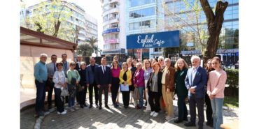 DEÜ Bilim Kafe Sohbetleri’nin 6’ncı Buluşmasında “Bilimin Işığında Güneşten Nasıl Korunmalıyız?” Konuşuldu