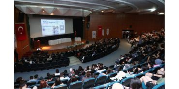 DEÜ Sağlık’26 Kariyer Zirvesi Başladı