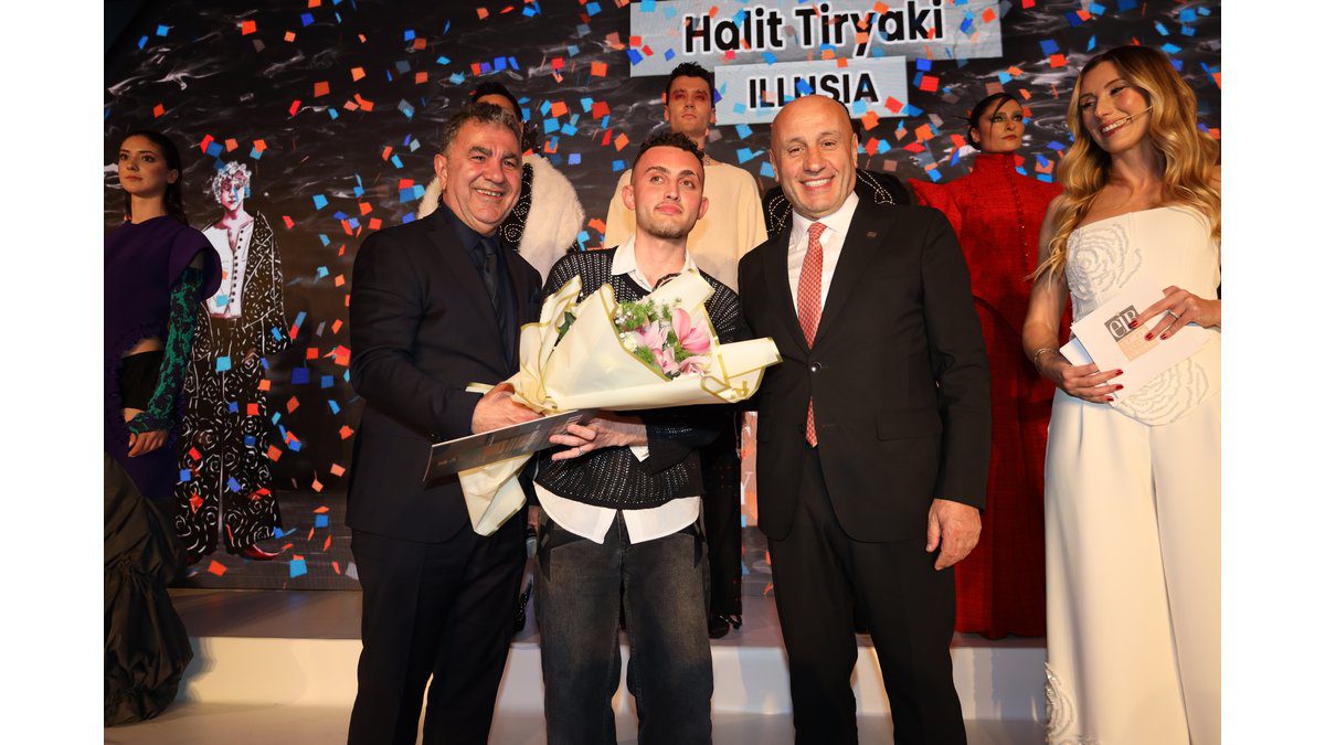 Eib Xx. Moda Tasarım Yarışması’nın Şampiyonu Halit Tiryaki Oldu