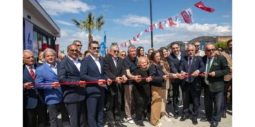 Güzelbahçe’de Sahile Değer Katan Yatırım Güzbel Marin Görkemli Törenle Hizmete Açıldı