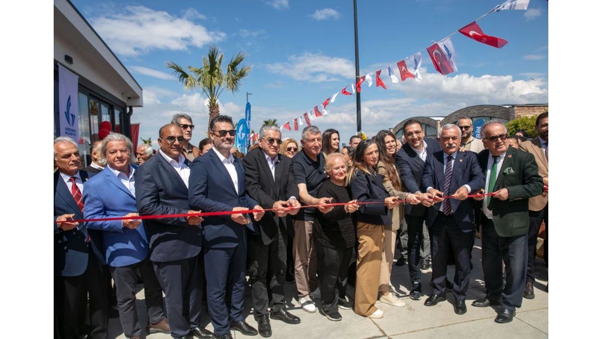 Güzelbahçe’de Sahile Değer Katan Yatırım Güzbel Marin Görkemli Törenle Hizmete Açıldı