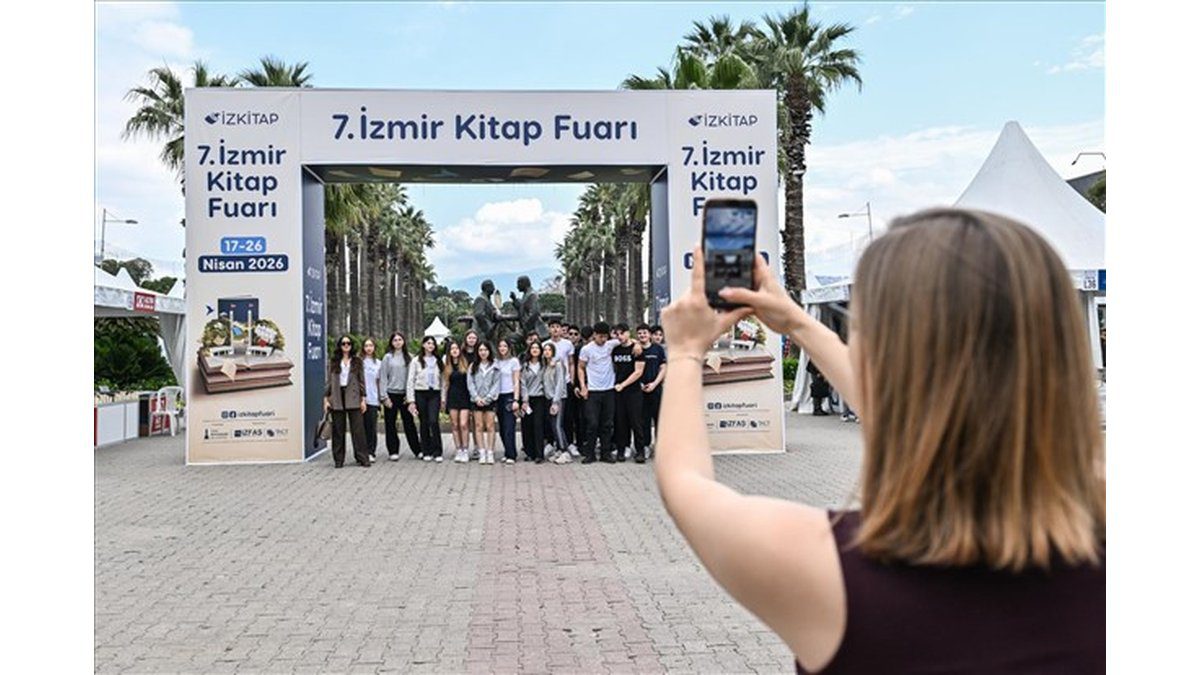 İzkitap’ta Bilim Ve Edebiyat Buluşuyor