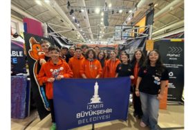 İzmirli Gençlerden Uluslararası Arenada Teknoloji Zaferi