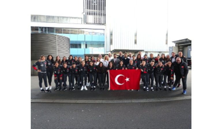 Kadın A Millî Takımımız, Zürih'teki İlk Çalışmasını Yaptı