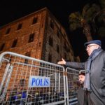 Meslek Fabrikası Önünde Gece Nöbeti