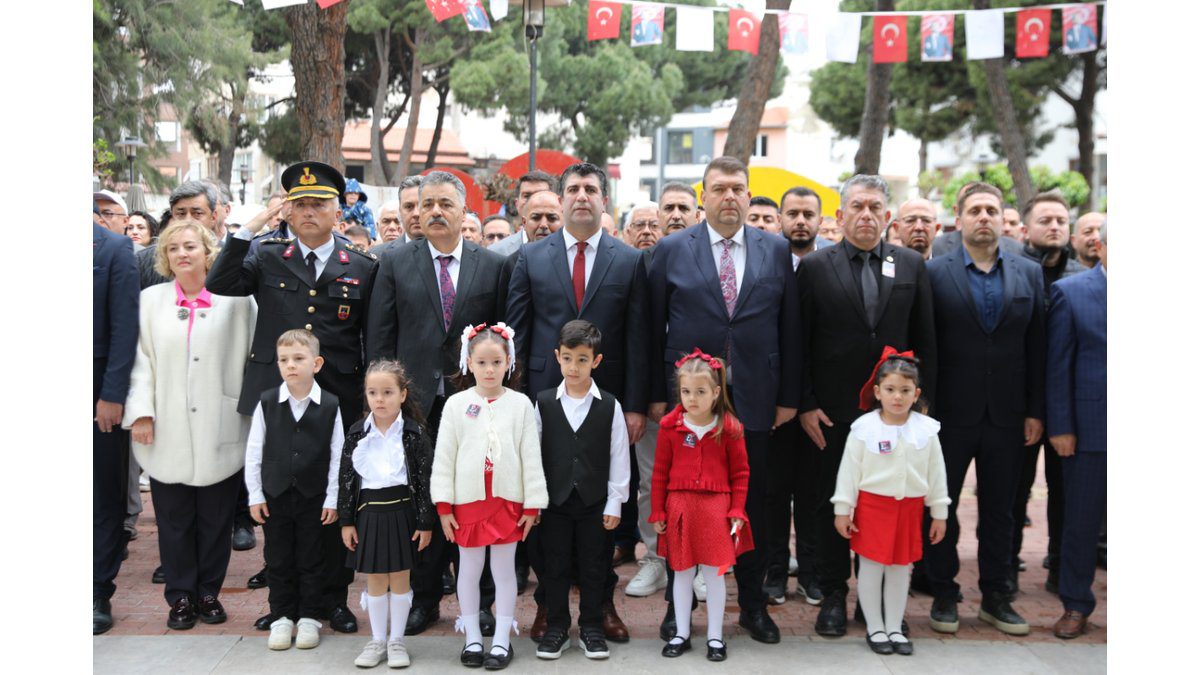 Seferihisar’da 23 Nisan Coşkusu; Yarınların Işığı Çocuklar Sahnedeydi