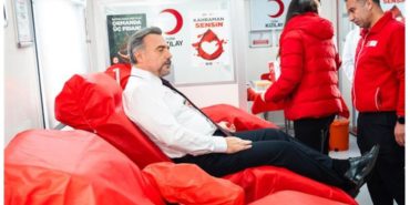 Türk Kızılay’dan Oktay Kaynarca ile Kan Bağışı Çağrısı: Kahraman Sensin!