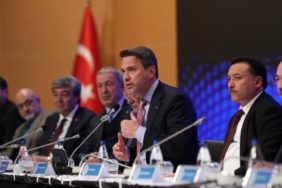 Türkiye'nin Uzun Dönemli Yeni Enerji Mimarisi Üzerinde Çalışıyoruz