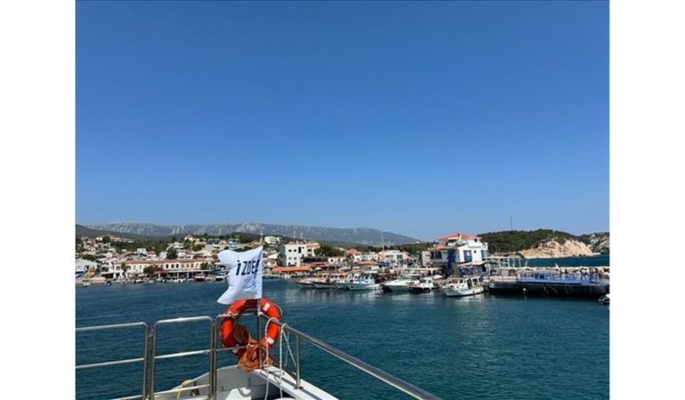 Bayramda Rota Denize