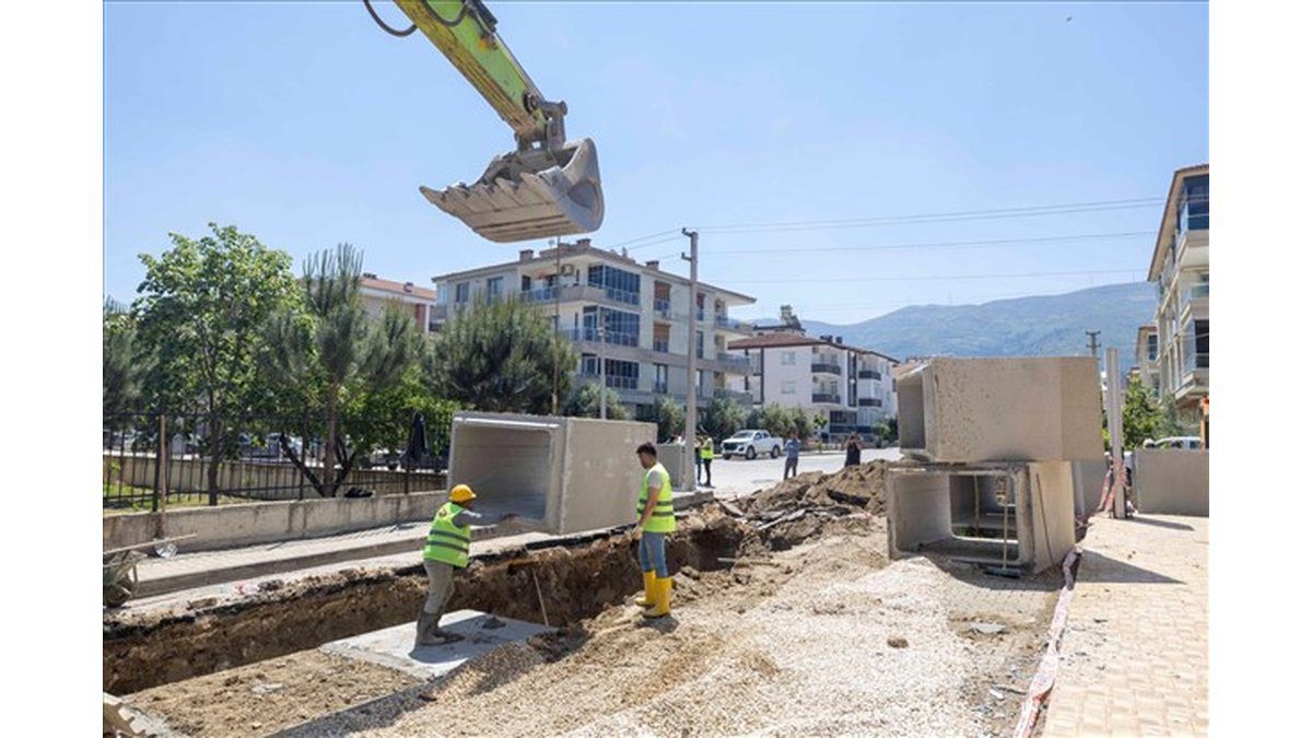 Büyükşehir’den 300 Milyon Liralık Dev Altyapı Yatırımı