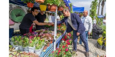 Çiçek Gibi İzmir