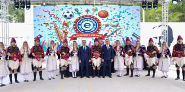 Egeli Öğrenciler Baharı “Şenlikle” Karşıladı
