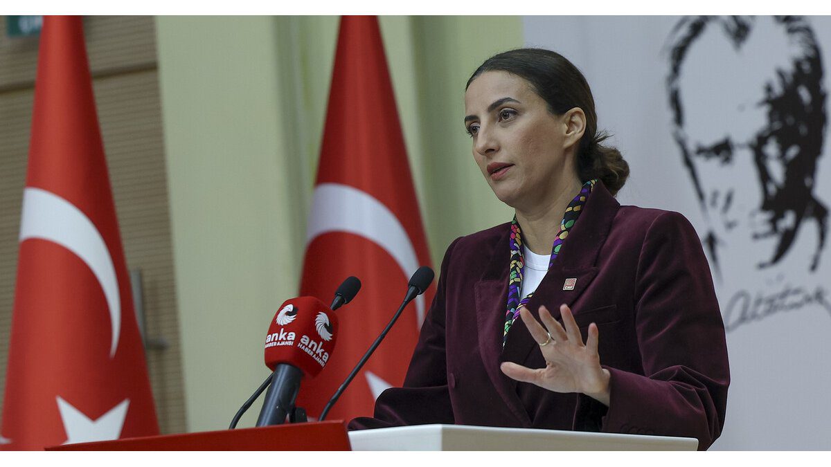 Evrim Rızvanoğlu: “Orman Yangınlarında Kontrol Kaybedildi; İktidar Sayı Sayıyor, Ormanlar Yanıyor!”