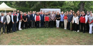 Bakan Yumaklı İzmir'de Biyoteknik Mücadele Araştırma Merkezinin Açılışını Yaptı