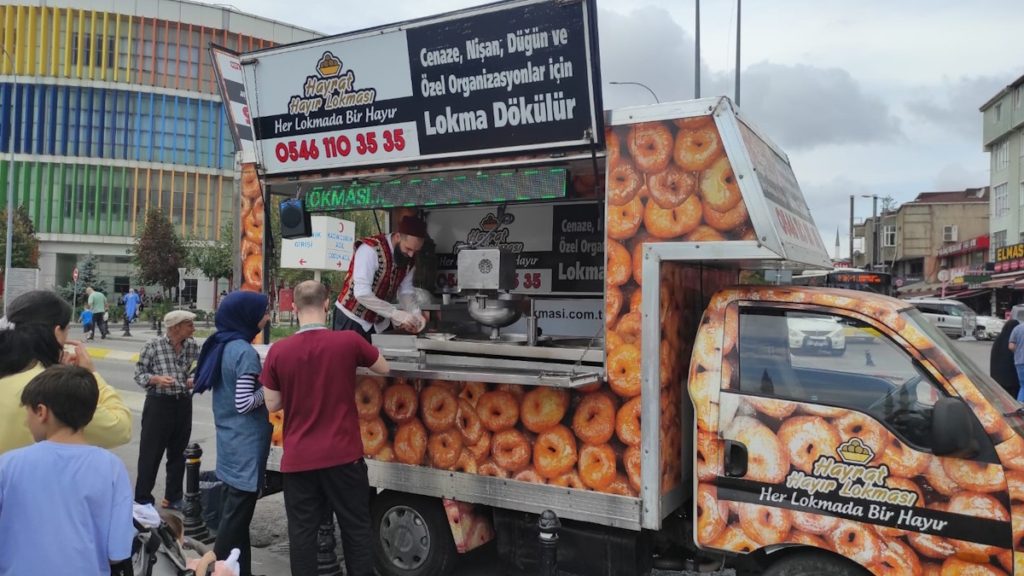 Hayır Lokması Nedir? Kurumsal Etkinliklerde Nasıl Kullanılır?