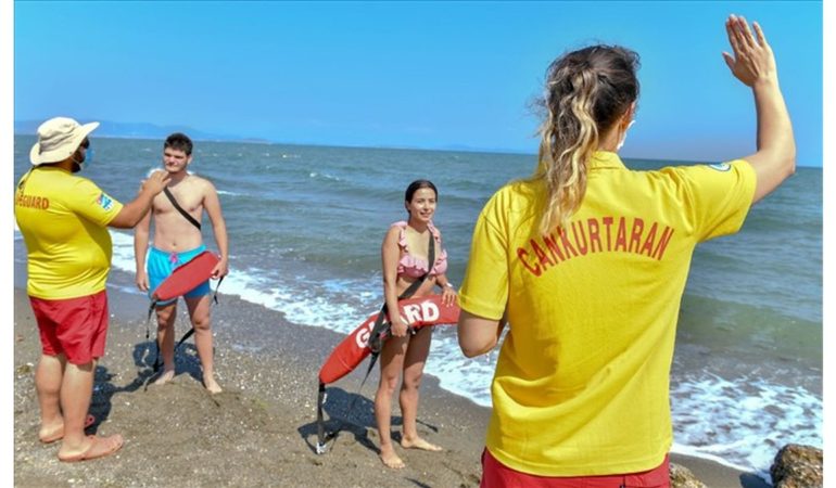 İzmir Sahillerinde Hayat Nöbeti