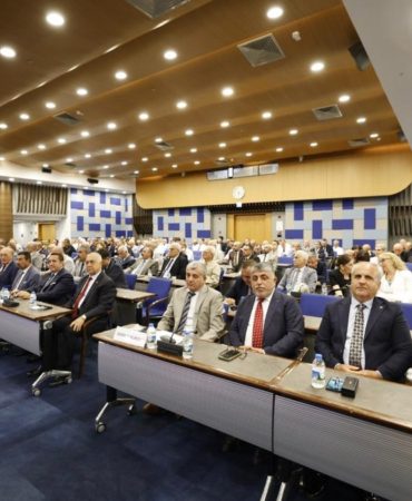 İzto Meclisi’nde Gündem Çeşme Projesi