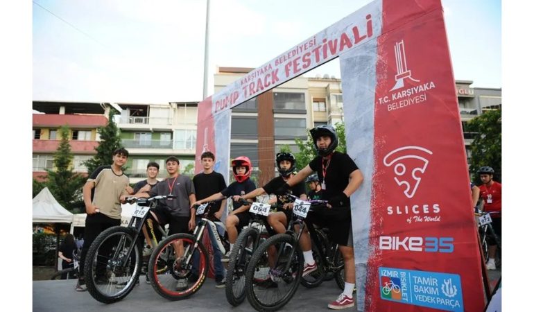Karşıyaka Belediyesi’nden Türkiye’de Bir İlk: Heyecan Dolu Pump Track Gece Yarışı!