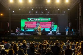 Çim Konserleri İzmirlileri Müzikle Buluşturmaya Devam Ediyor