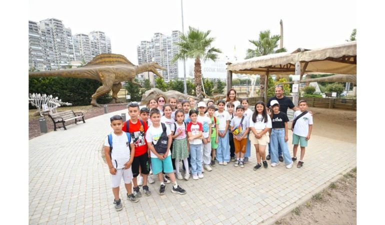 Karşıyaka Evrensel Çocuk Merkezi’nde Yaz Tatili Dopdolu Geçecek!