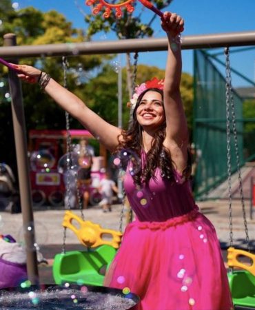 Çeşme’de Yenilenen Parklarda Yaz Boyu Şenlik Var