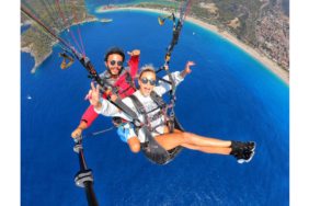Fethiye Yamaç Paraşütü ile Gökyüzünde Eşsiz Bir Tatil Deneyimi