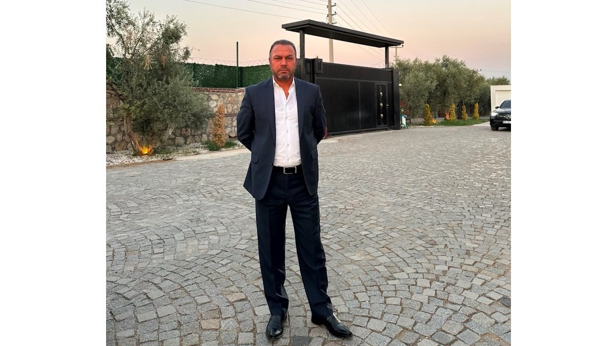 Hüseyin Kuruçay Kimdir?