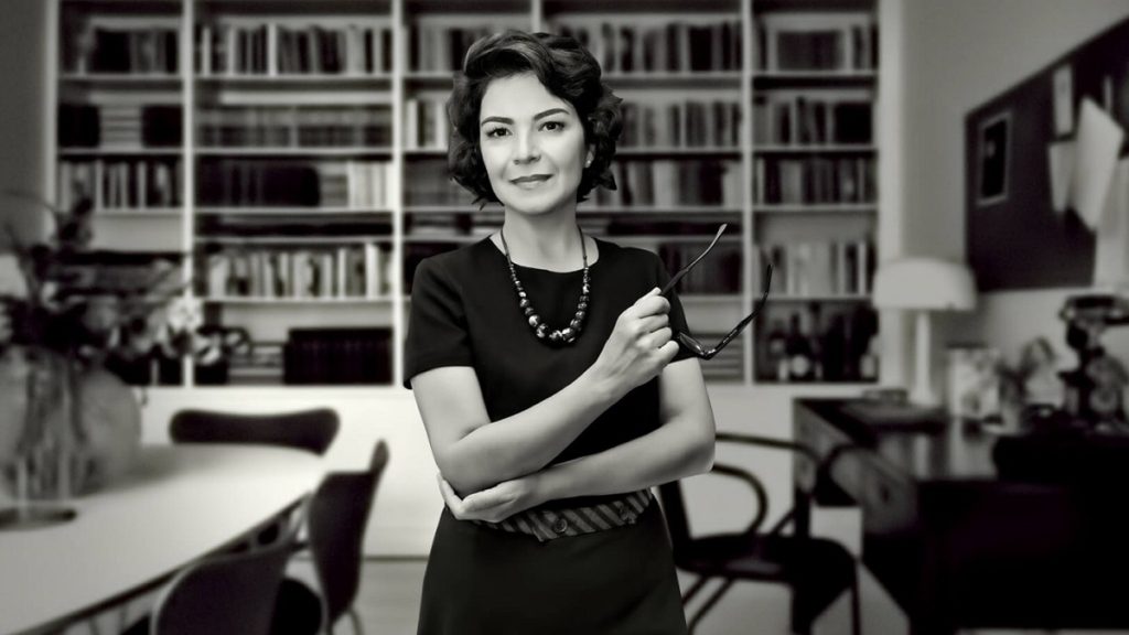 Prof. Dr. Özlem Gündeşlioğlu Kimdir?
