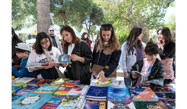 İzkitap Sonbaharda Kültürpark’ta