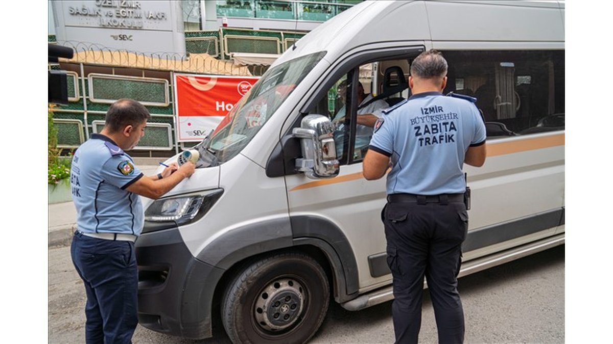 İzmir’de Servislerde Öğrenci Güvenliği İçin Sıkı Denetim
