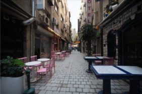 Kıbrıs Şehitleri Caddesi’nin Zemini Yenileniyor