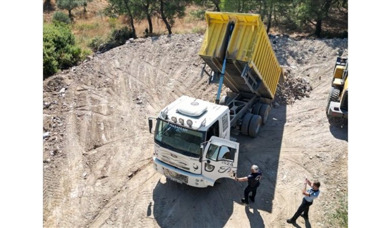 Zabıtadan Kaçak Döküme Karşı Koruma Kalkanı